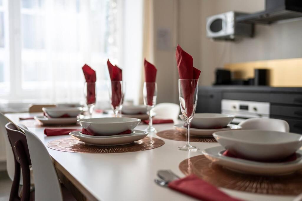 Superb 3 Bedroom & 3 Bathroom Duplex In Brussels City Centre エクステリア 写真